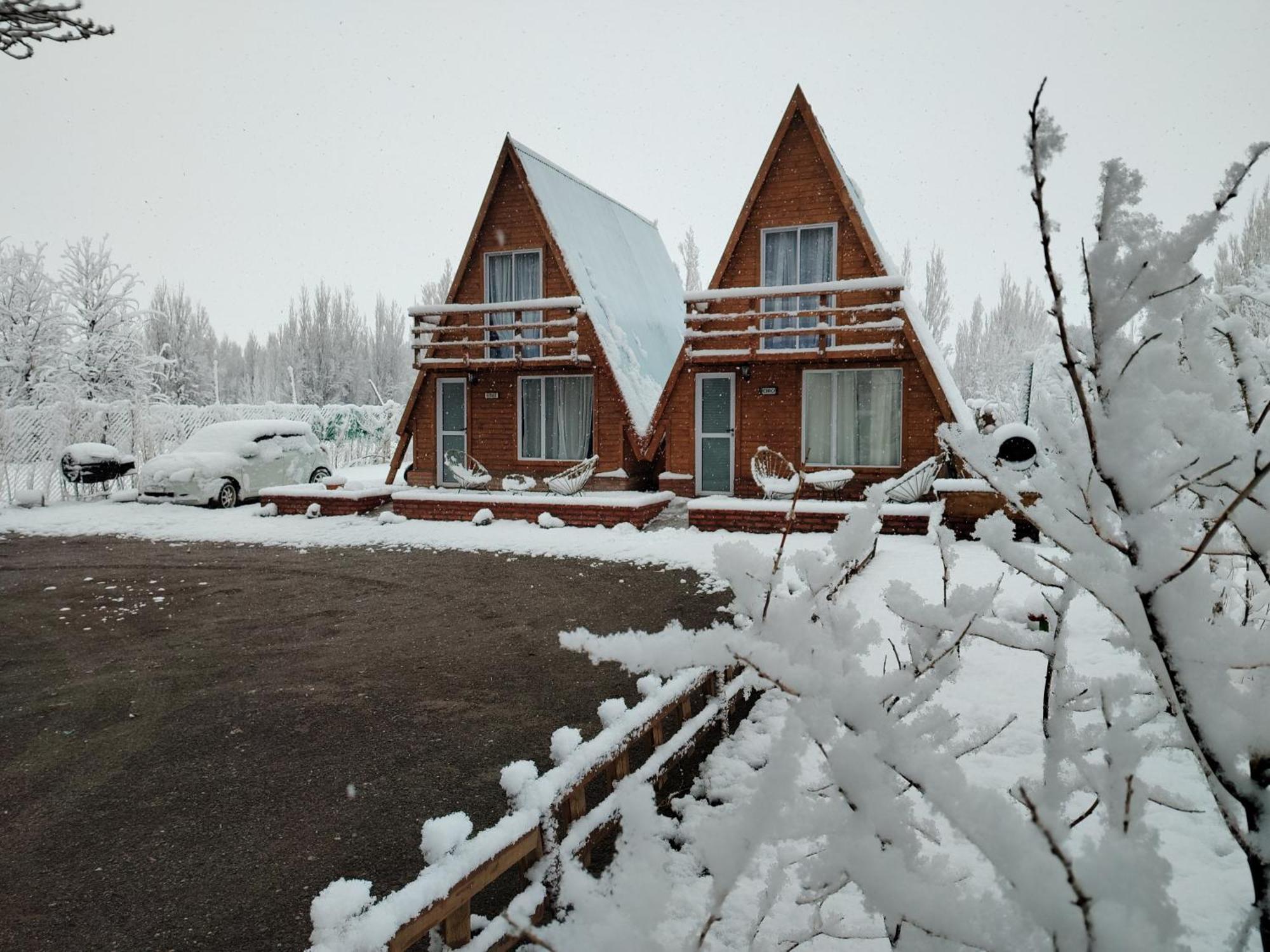 Cabanas Alpinas Alumine Περίτο Μορένο Εξωτερικό φωτογραφία